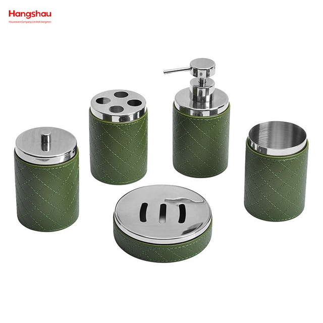 Dispensador completo de botellas de loción para baño de acero inoxidable, bomba de espuma, botella de jabón, accesorios de baño de cuero sintético, juego de decoración de cuero Artificial de lujo 