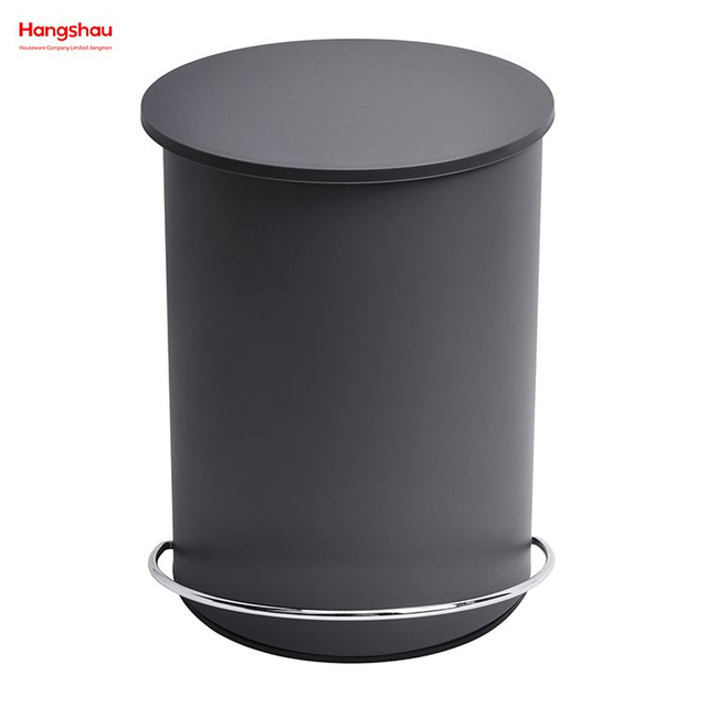 Contenedor de basura con pedal simple de plástico de 3 litros para el hogar para bote de basura interior Baño Bote de basura de metal Recubrimiento en polvo Bote de basura de estilo moderno Bote de basura Contenedores de polvo Diseño de patente 