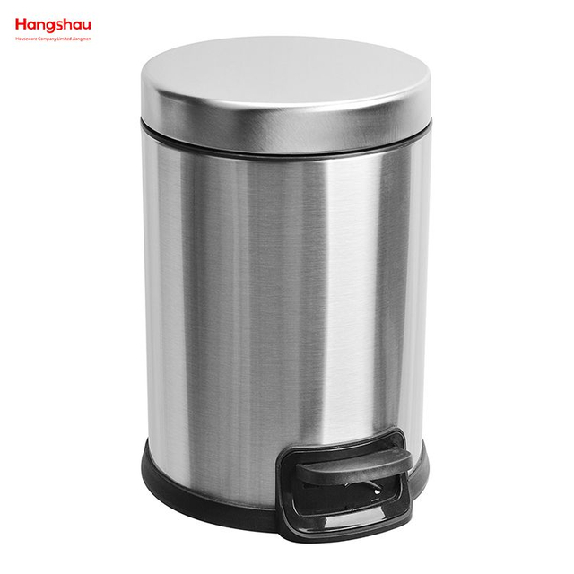Contenedor de basura con pedal para el hogar con diseño de patente de 3L para bote de basura interior Pedal para baño Bote de basura de metal Recubrimiento en polvo Cubo de basura de estilo moderno Bote de basura Contenedores de polvo 