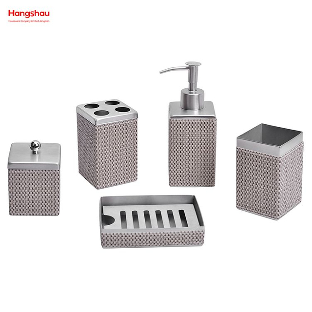 Dispensador de botella de loción para baño, bomba de espuma, botella de jabón, accesorios de baño de cuero sintético, juego de lujo, acero inoxidable, decoración completa de cuero artificial